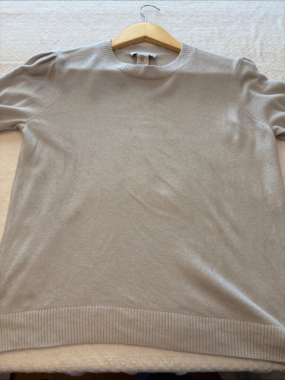 Rachel Zoe Light Gray Minimalist Crewneck Sweater Women’s Medium Soft Knit - Picture 7 of 11